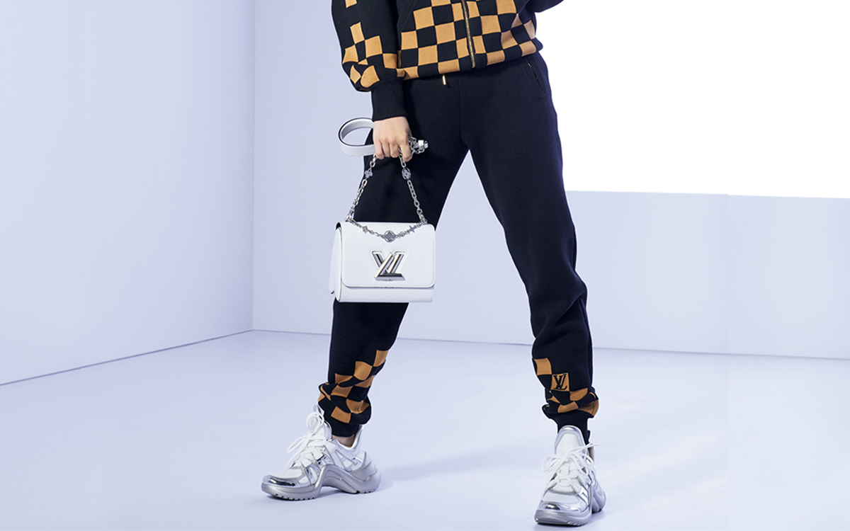 New Louis Vuitton Handbags Featuring Flower Chains