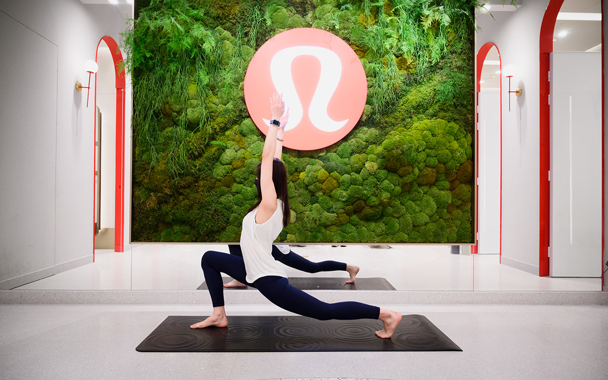 Feel your practice: Introducing lululemon's Take Form Yoga Mat – Harbour  City