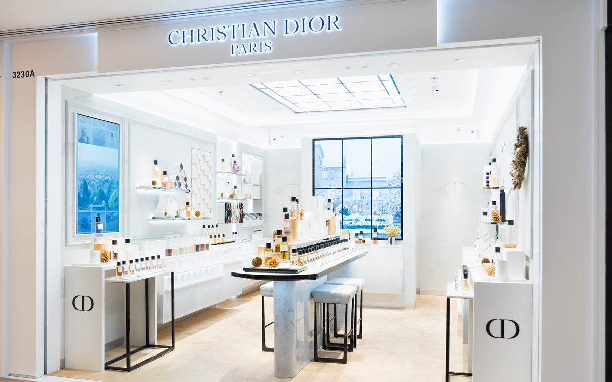 Dior Launches PopUp Store Dedicated to the Fall 2021 Mens Collection at Harbour  City  Harbour City