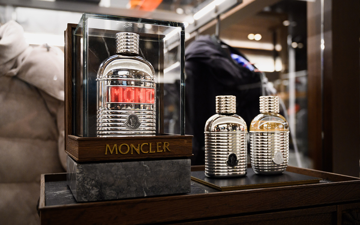 Moncler on X: The essence of adventure, bottled. #MonclerParfums take  intrepid explorers on an expedition of the senses. Discover the outer  reaches with two debut fragrances: Moncler Pour Femme and Moncler Pour